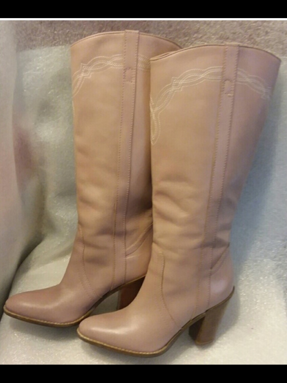 *EUC* Blush/Nude "Makeup" Women's Below Knee Leather Block-Heel Boots